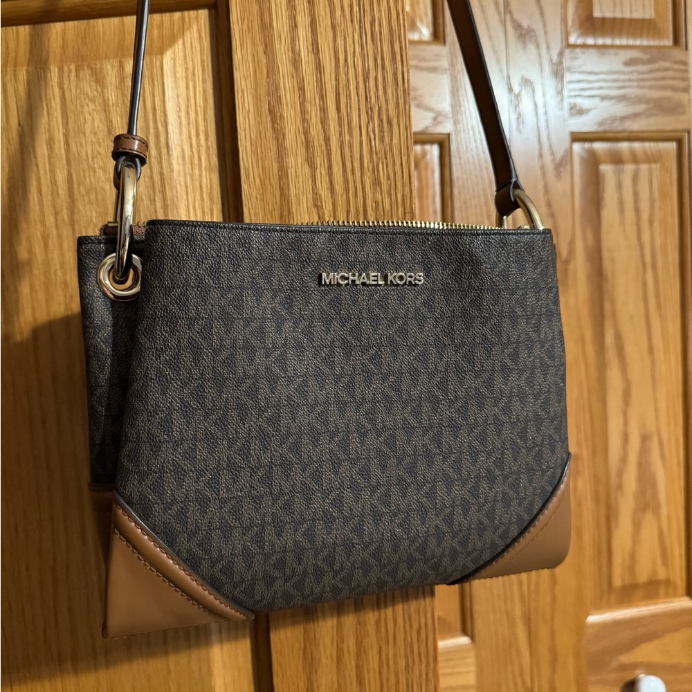 Michael Kors Brown Crossbody Bag with Signature Style